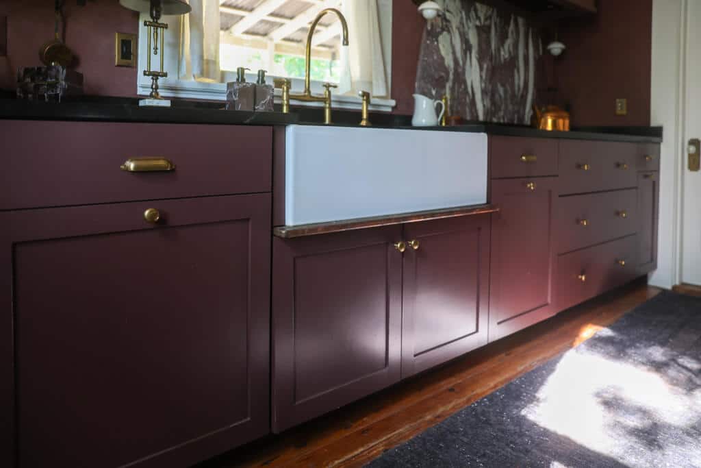 Purple kitchen cabinets